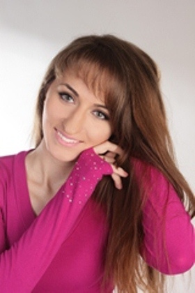 011398-olena-03.jpg